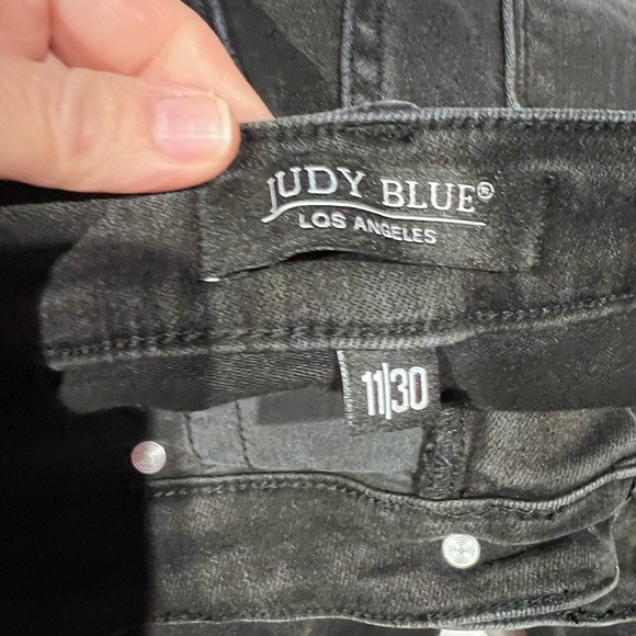 Judy Blue Black Distressed Flare Jeans Size 11 - Picture 3 of 6